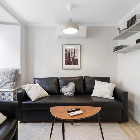 New 2br Praca Flores Ac | By Airnest Lisbon