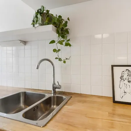 Διαμέρισμα New 2br Praca Flores Ac | By Airnest Lisboa